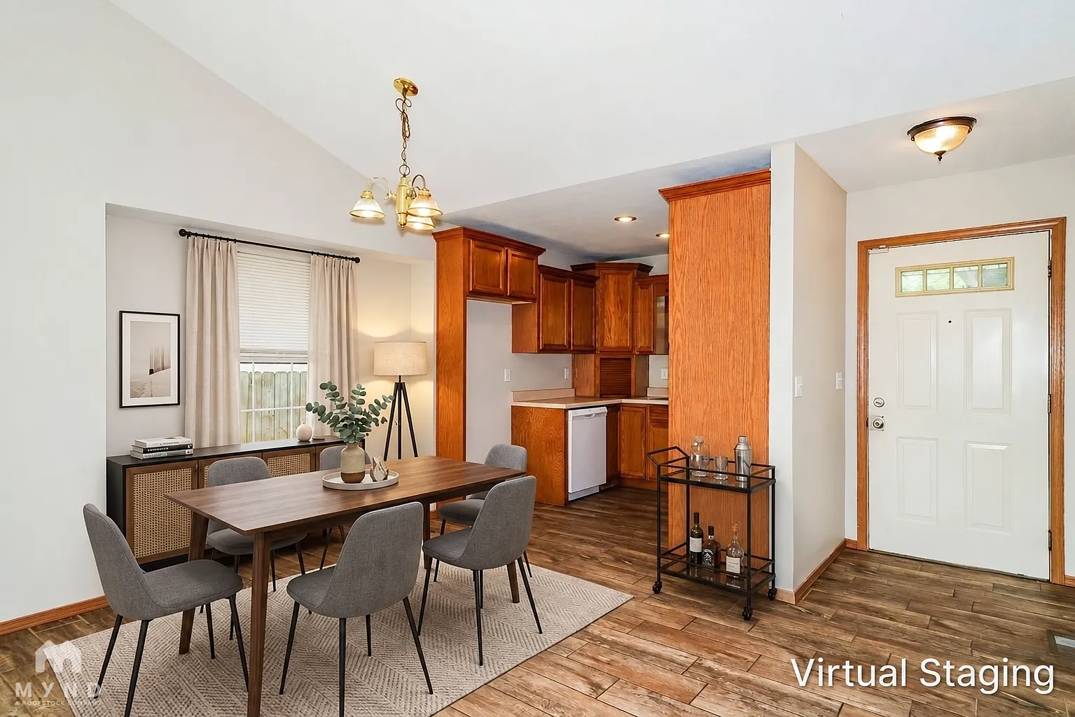 3 bed, 2.0 bath, 1500 sqft, $1,449 — Photo 3