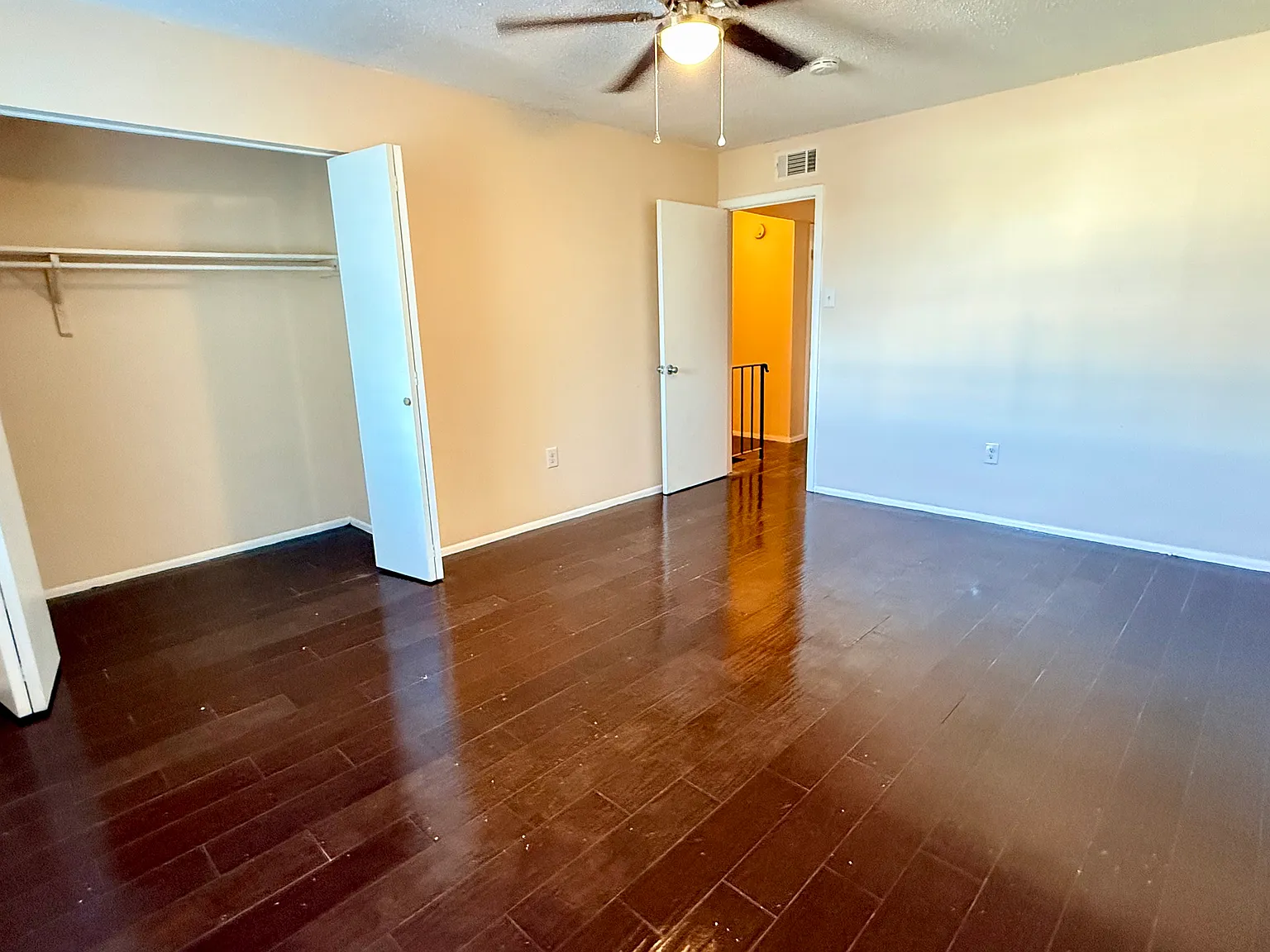 4117 Trenton St — Photo 2