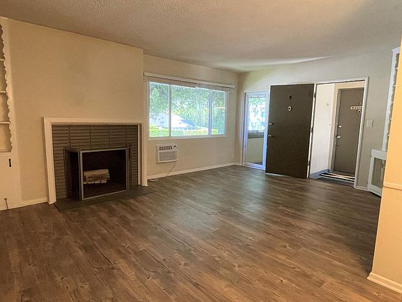 2nd image of 4239 Tujunga Ave APT 8