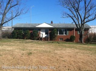 208 Brushwood Rd, Greensboro, NC 27410