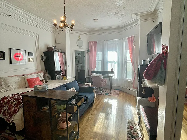 219 Washington St #1 — Photo 7
