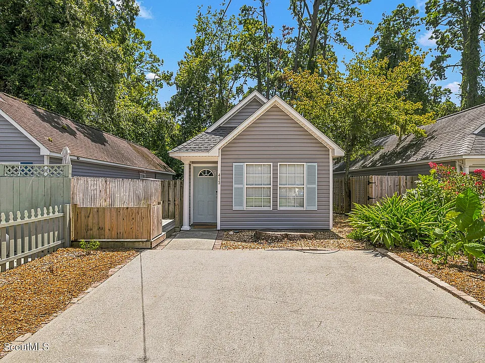 413 Palmetto St