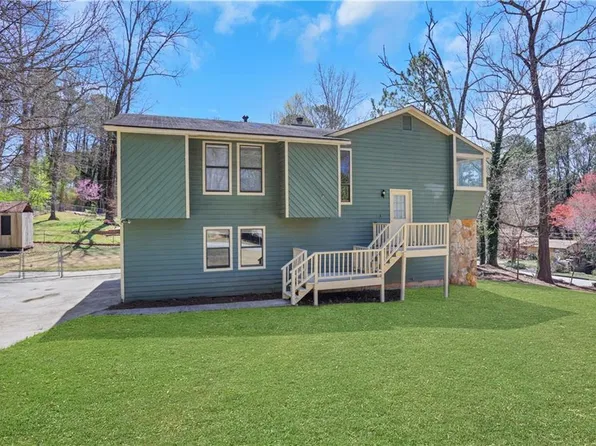 3136 Taffy Ln, Snellville, GA 30039