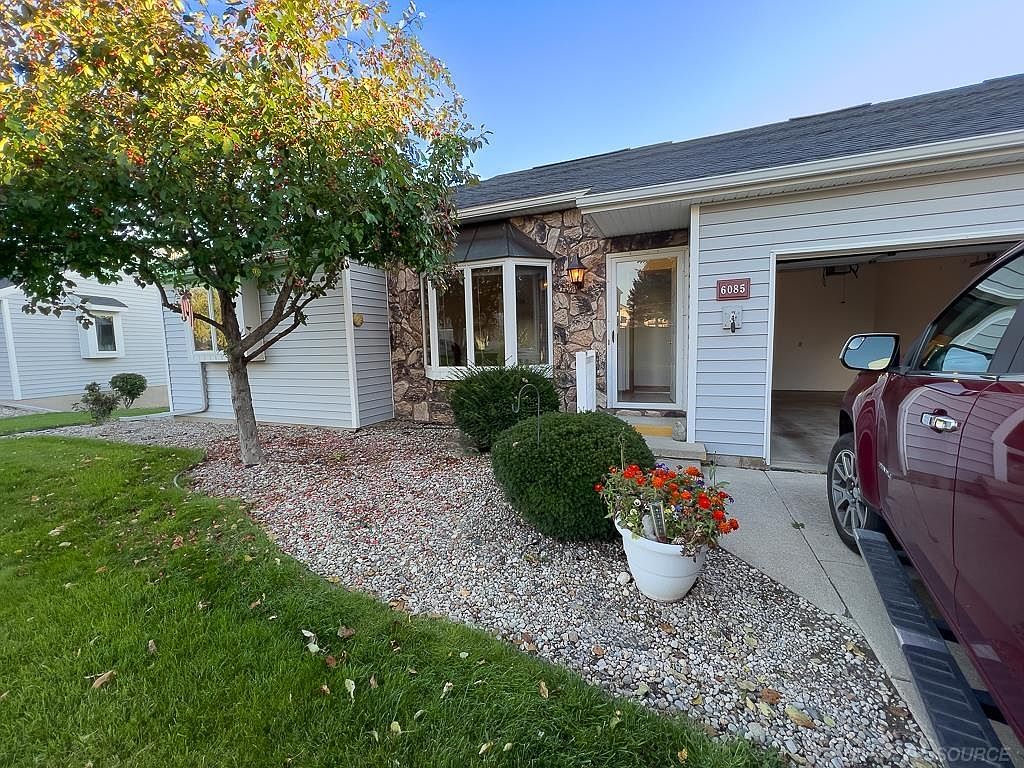 6085 Golfview Dr, Cass City, MI 48726 Zillow