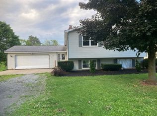 1961 Hannon Rd, Erie, PA 16510