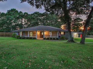 2102 Candy St, Pinehurst, TX 77362