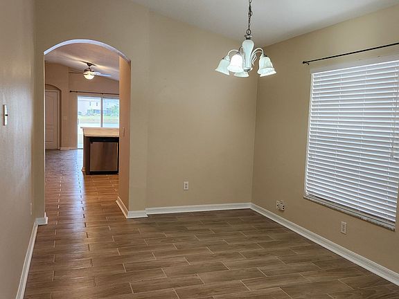 2nd image of 7955 Carriage Pointe Dr