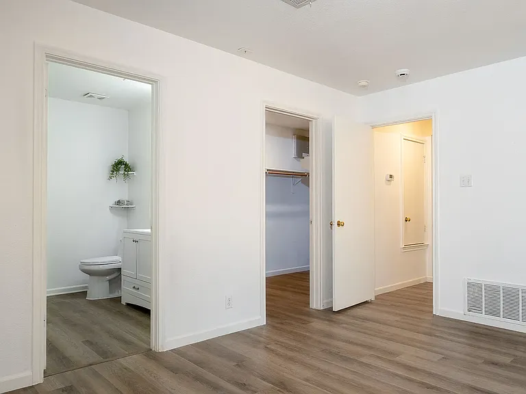 1800 Carriage Hills Trl — Photo 8
