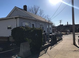 302 High St, Woonsocket, RI 02895