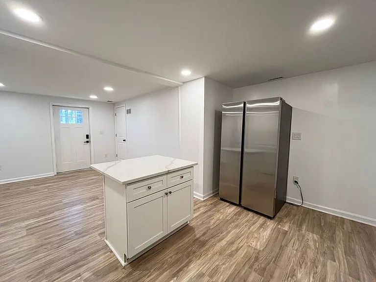 1116 E Geer St #B — Photo 3