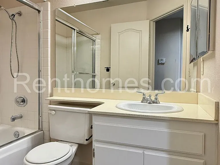 11295 Provencal Pl — Photo 16