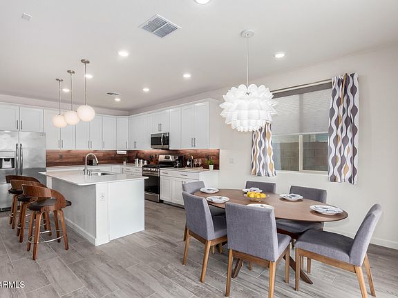 3rd image of 20365 W BRITTLEWOOD Avenue