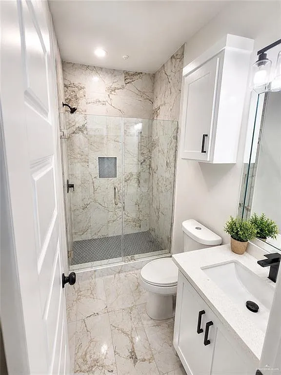 2 bed, 2.0 bath, 1026 sqft, $1,200 — Photo 4