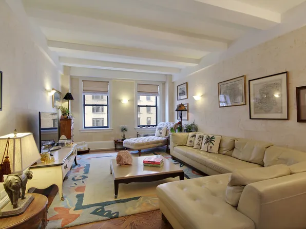 65 East 96th Street 9B image 1 of 6