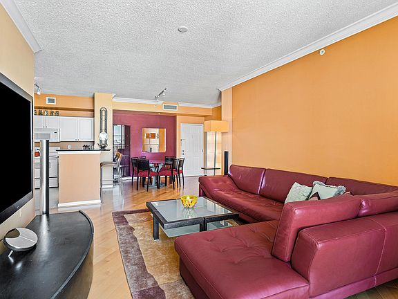 5th image of 651 Okeechobee Blvd APT 204