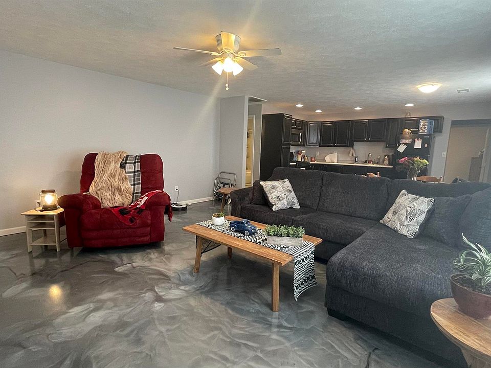 400402 E Main St, Galatia, IL 62935 Zillow