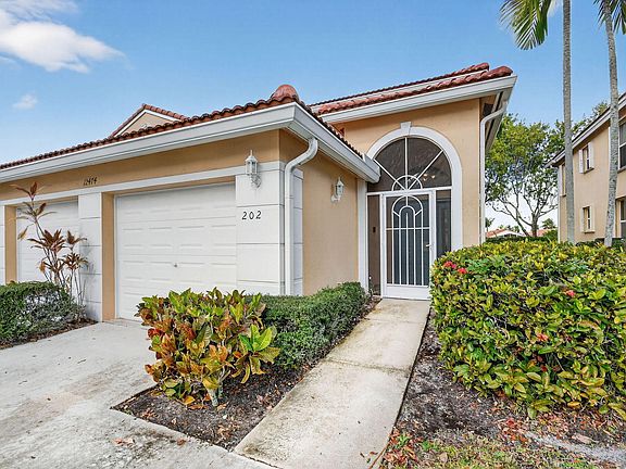 4th image of 12474 Crystal Pointe Drive #202