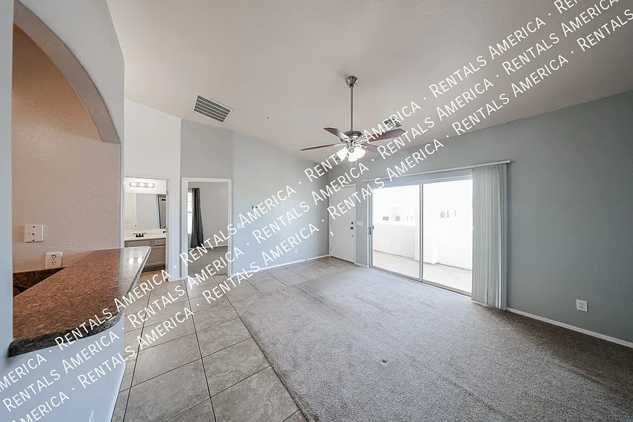 2950 W Louise Dr #208