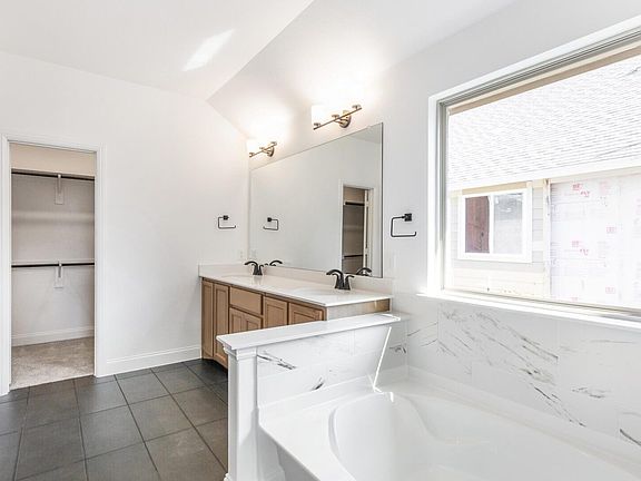 5517Breezy_14-1920x1080