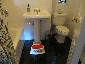 Rented by Rita S Citrin, LREB