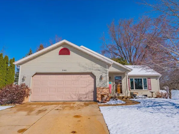 540 Meadow Lane, Columbus, WI 53925