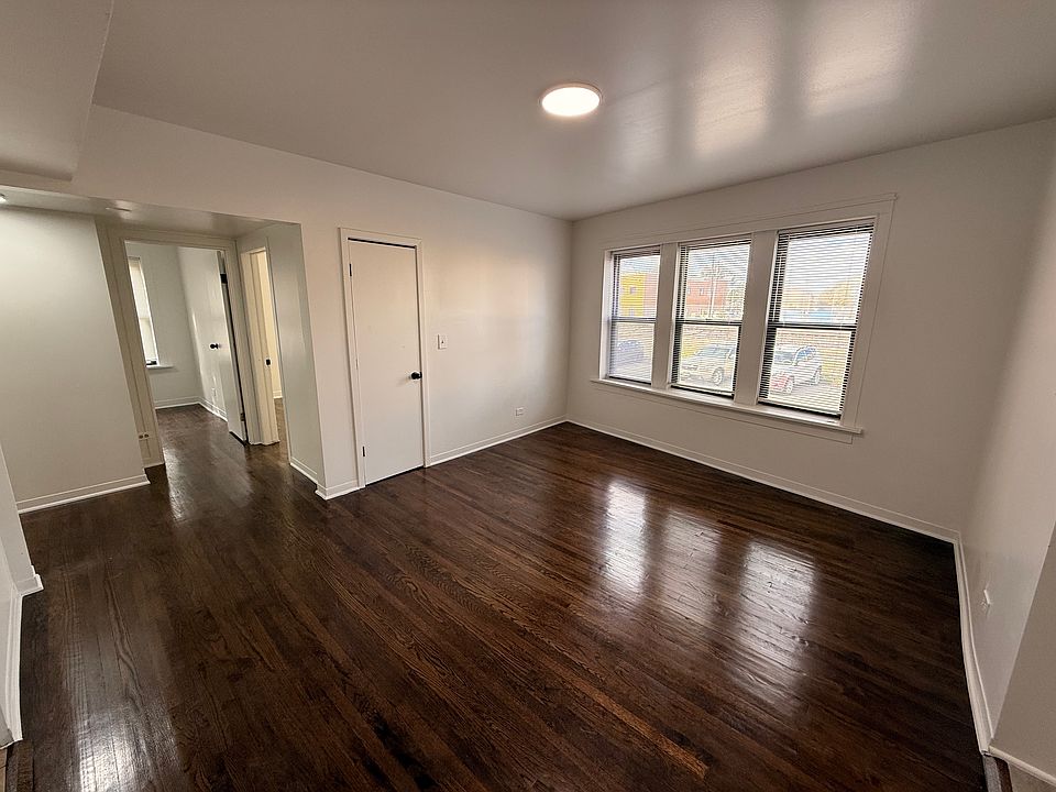 1st image of 1914 Railroad Ave #1N