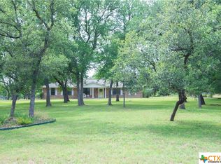 10646 Rocking H Rd, Salado, TX 76571