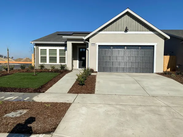2430 W Mallard Ln, Hanford, CA 93230
