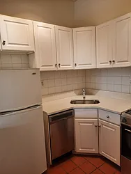 Rented by Green Line Realty