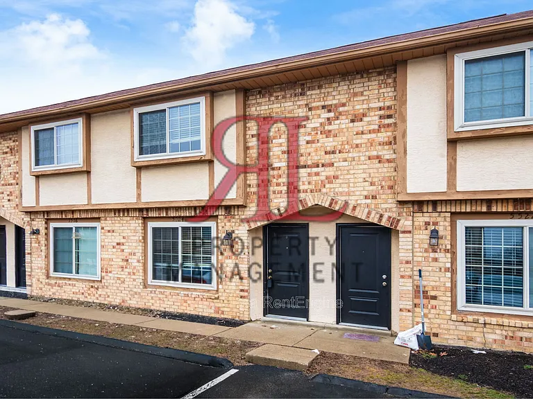 5524 Kenneylane Blvd — Photo 3