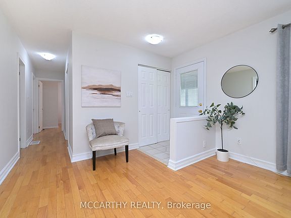 5th image of 358 Jelly St S