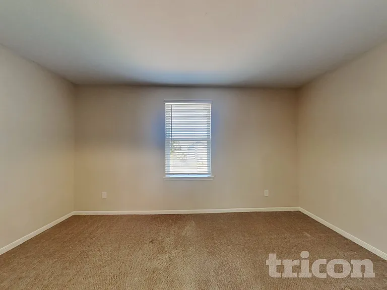 692 Totem Trail Dr — Photo 10