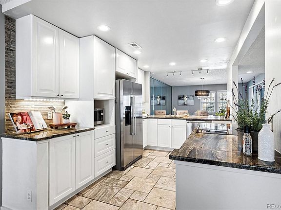 3rd image of 2770 S Elmira Street #7