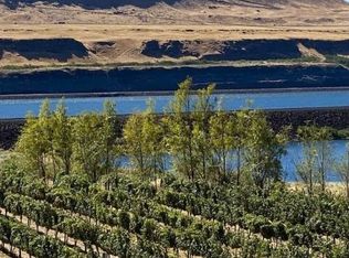 12856 Lewis Clark Trail Hwy, Roosevelt, WA 99356