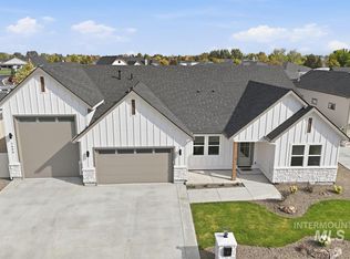 7490 E Midberry Ct, Nampa, ID 83687