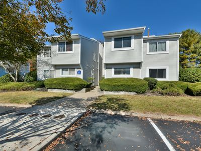 32 Hillcroft Way, Newtown, PA, 18940