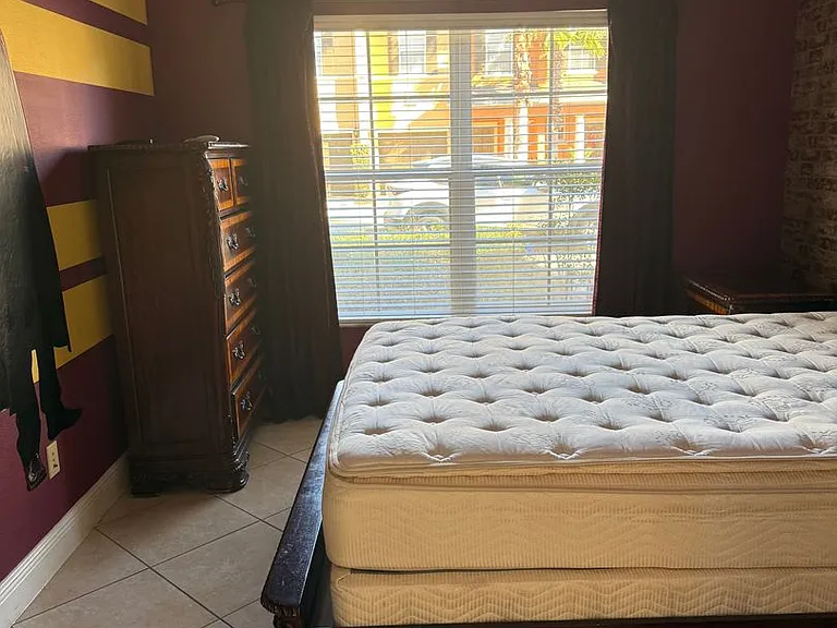 860 Assembly Ct — Photo 18