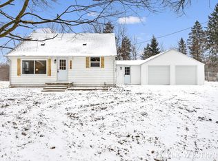 2282 Wilson Ave NW, Grand Rapids, MI