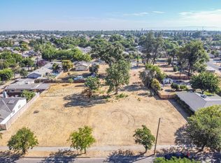 835 W 10th St, Merced, CA 95341