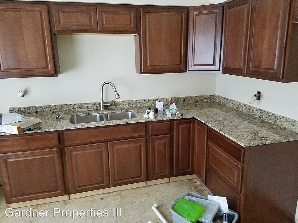 1st image of 6827 Noble Ave N