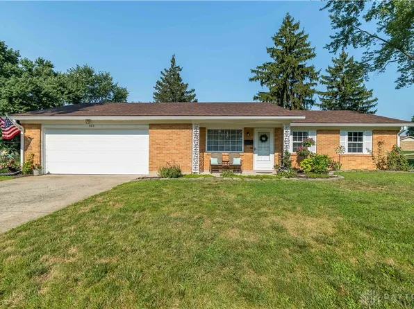 307 Scenic Ct, Vandalia, OH 45377