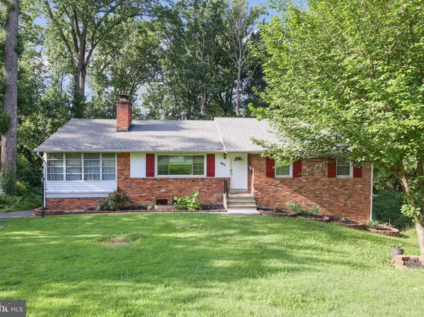 7044 Cindy Ln, Annandale, VA 22003