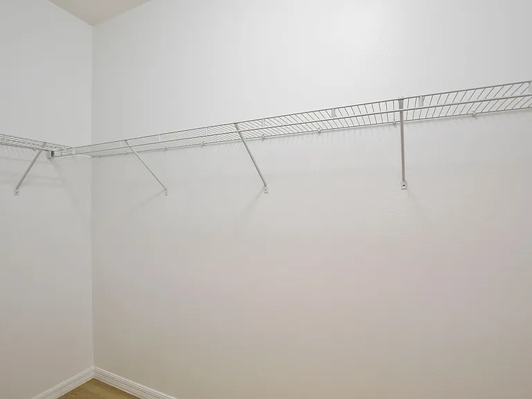 3908 Coastal Breeze Dr — Photo 13