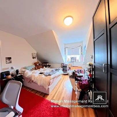 187 Davis Ave #8 — Photo 6