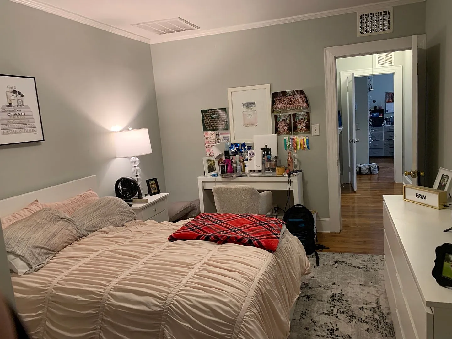 Grid House for rent! — Photo 1