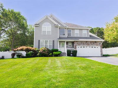 4 Bloomington Street, Medford, NY, 11763