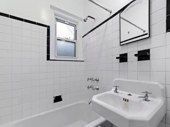 115 Moffat Street image 7 of 7