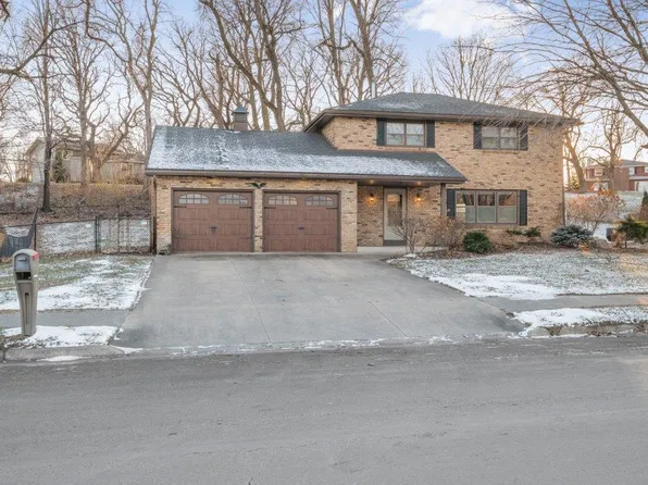 1011 Martin Rd, Albert Lea, MN 56007