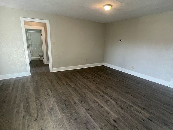 2nd image of 110 Lee Hwy