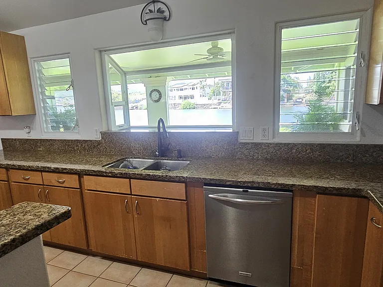 812 Halula Pl — Photo 8